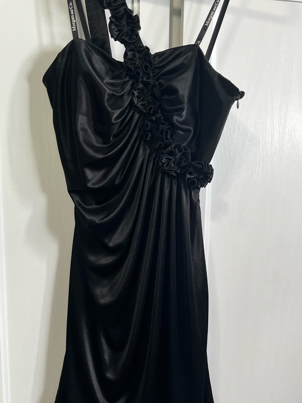 Morgan & Co. Black Strapless Satin Ruffle-Detail Evening Dress